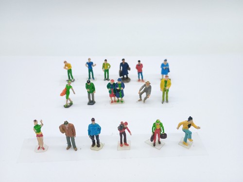 Preiser figures standing - preiser,
